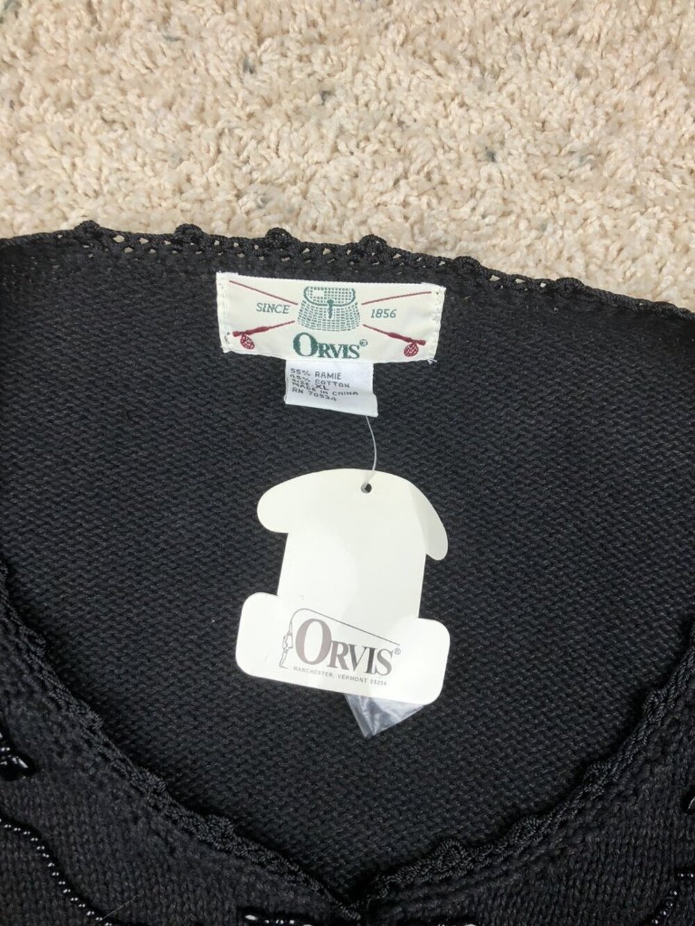 Vtg Orvis Cardigan Sweater Womens XL Long Sleeve Knit Floral Design Black NWT - Picture 2 of 8
